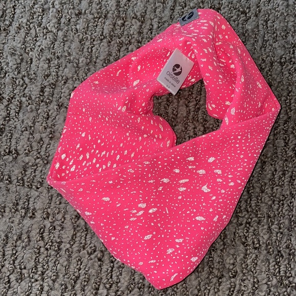 Oiselle reflective headbands - Picture 3 of 5